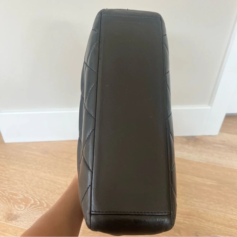 Vintage Chanel Black Lambskin Quilted Shoulder Bag Gold Hardware Authentic - Picture 8 of 12